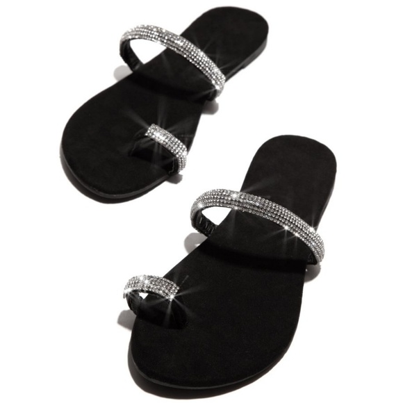 𝘽𝙖𝙘𝙠 𝙄𝙣 𝙎𝙩𝙤𝙘𝙠!💎Luxe Diamonds Sandal - Picture 2 of 7